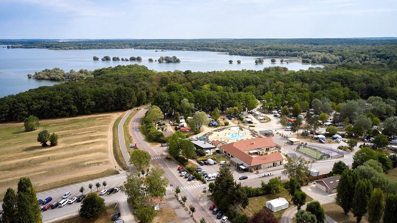 Photo of Outdoor in Mesnil-Saint-Pere