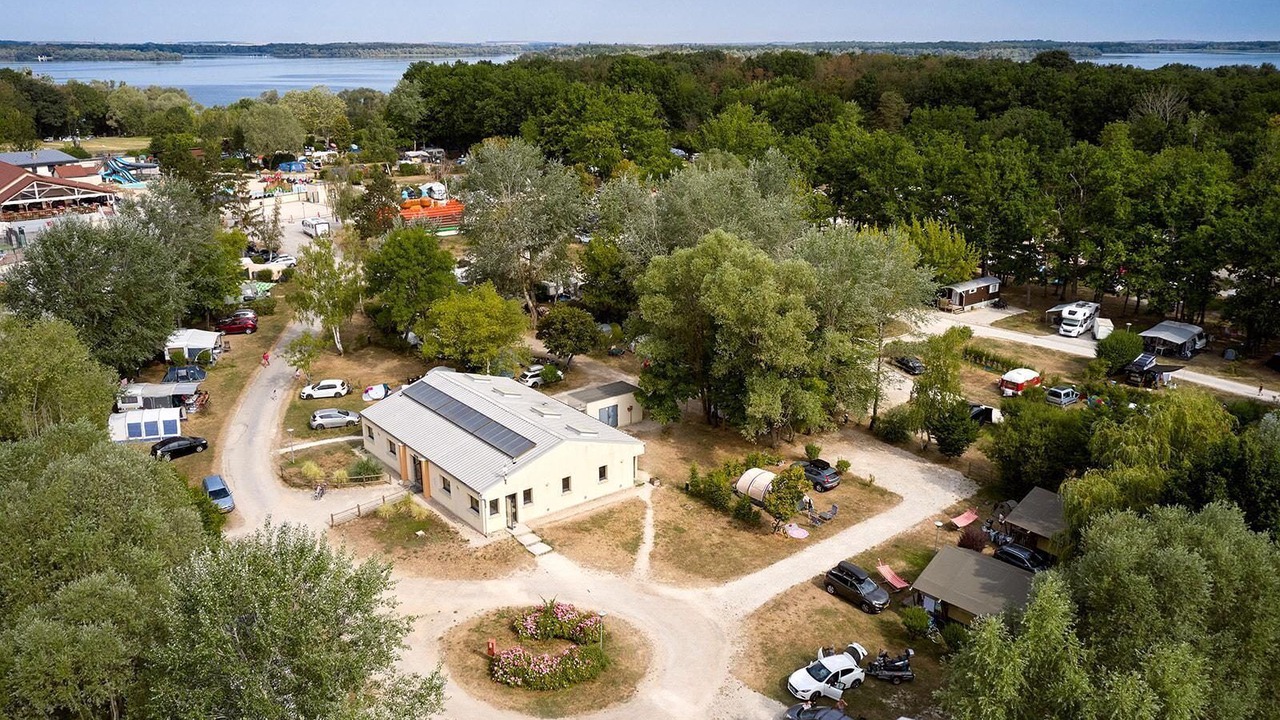 Photo of Outdoor in Mesnil-Saint-Pere