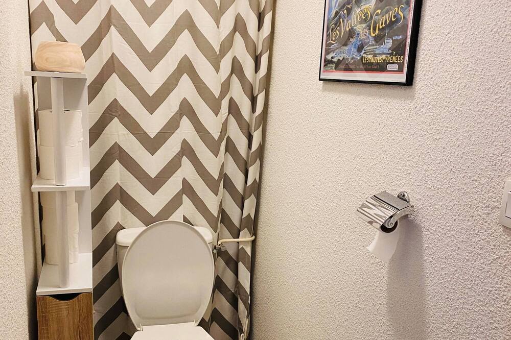 Photo of Bathroom in Luz-Saint-Sauveur