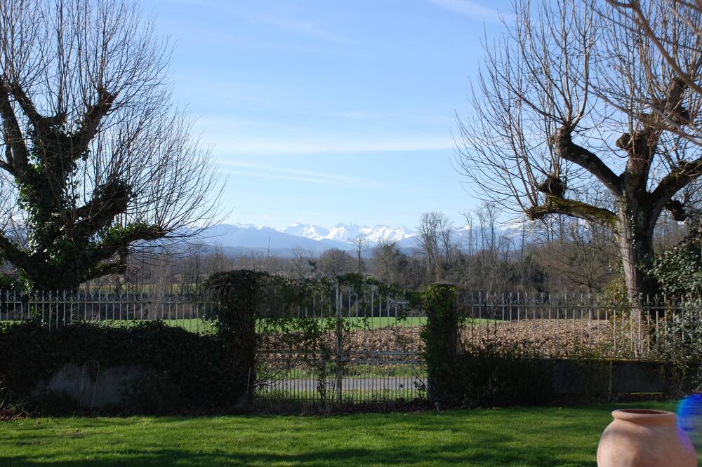 Photo of Outdoor in Puydarrieux