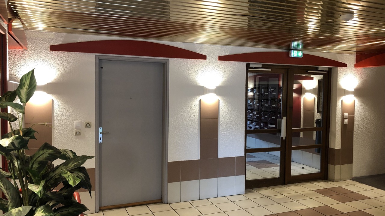 Photo of Others in Sablon