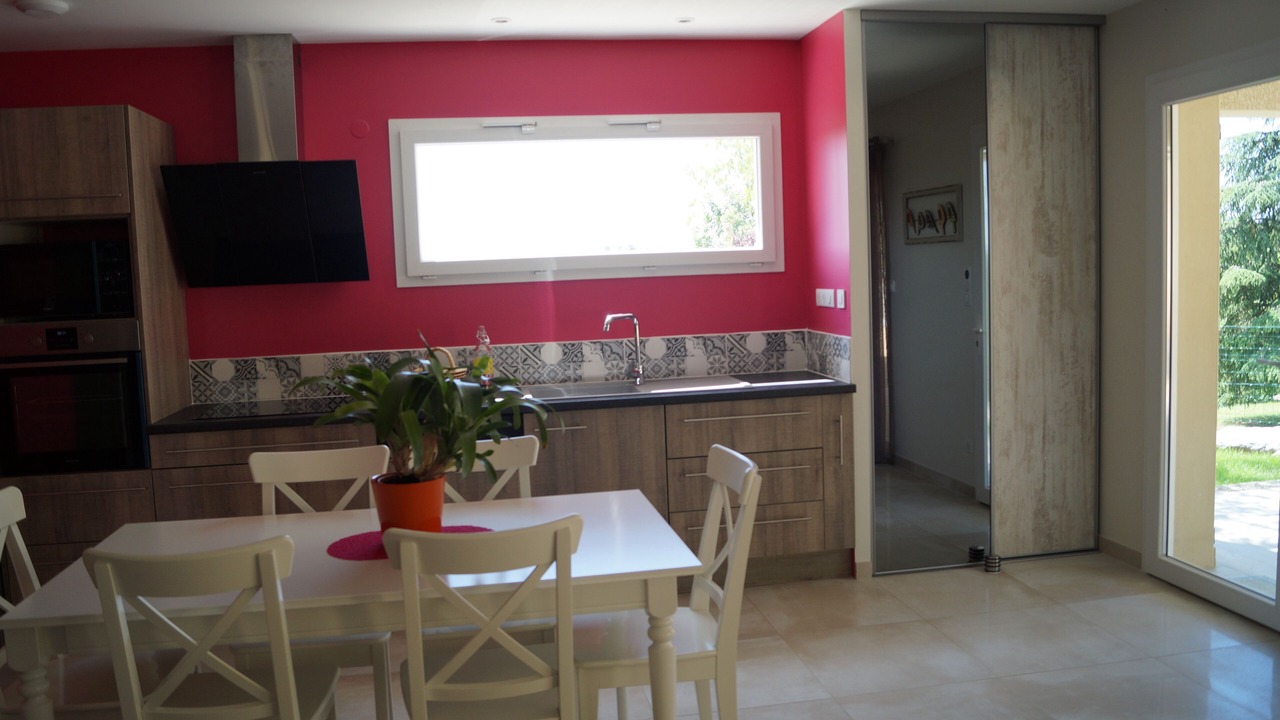 Photo of Kitchen in Saint-Etienne-de-Fontbellon