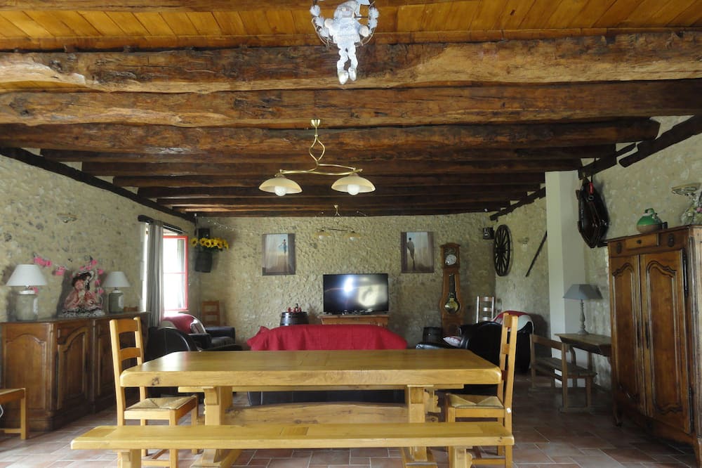 Photo of Livingroom in Fossemagne