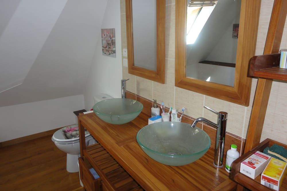 Photo of Bathroom in Fossemagne