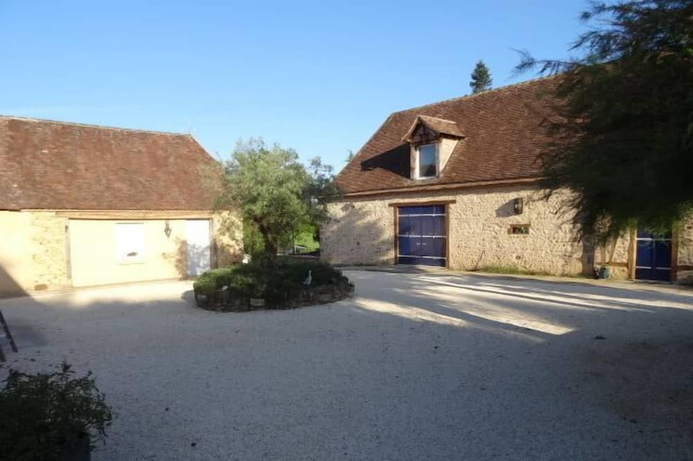 Photo of Outdoor in Saint-Geyrac
