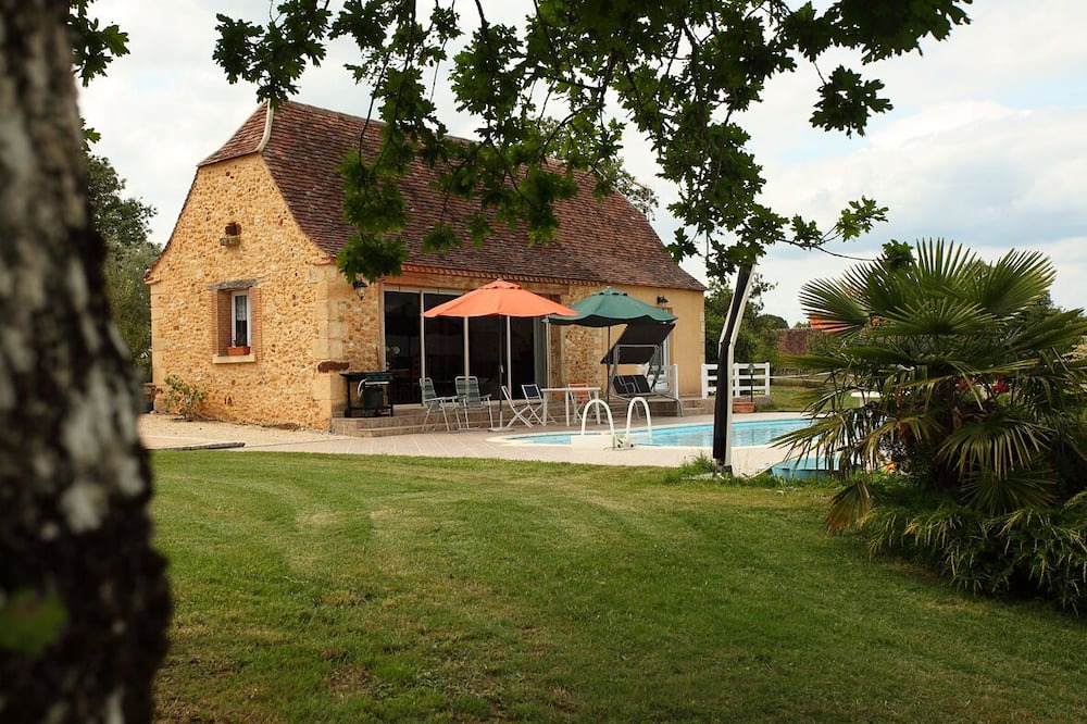 Photo of Outdoor in Saint-Geyrac