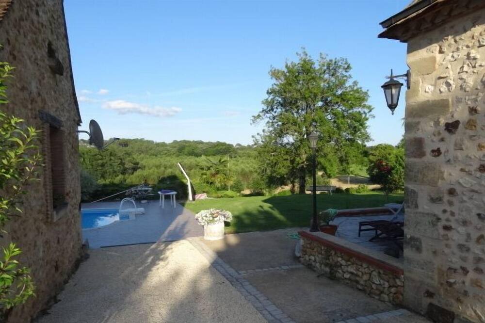 Photo of Outdoor in Saint-Geyrac