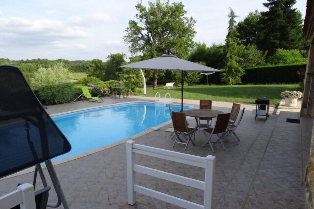 Photo of Outdoor in Saint-Geyrac