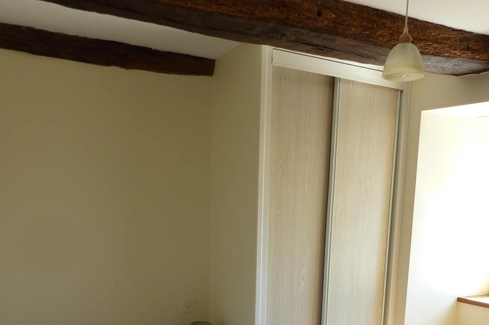 Photo of Bedroom in Neulliac