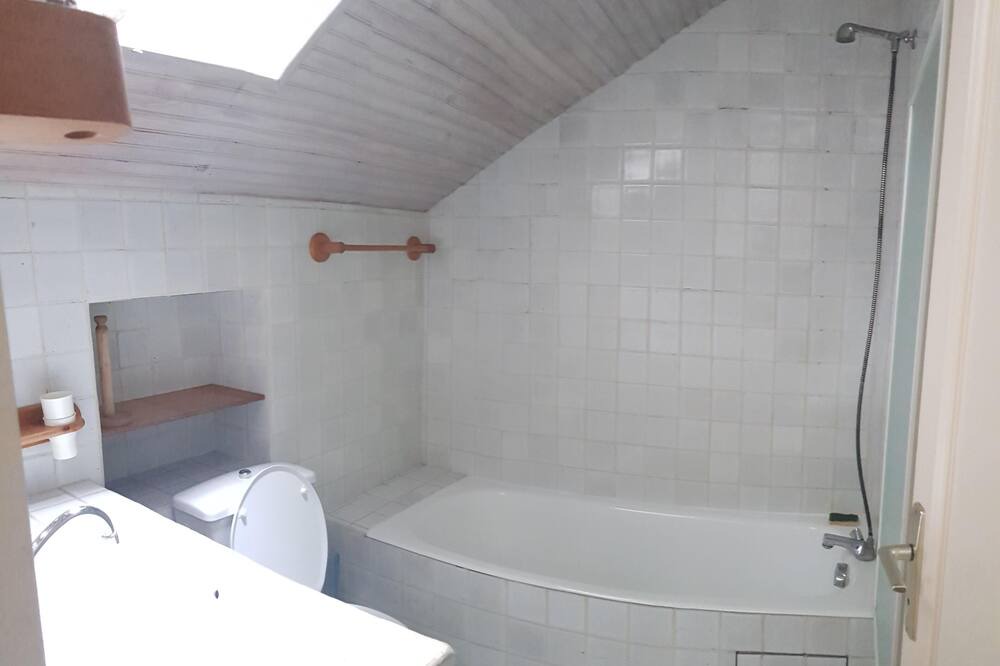 Photo of Bedroom in Plouegat-Guerand