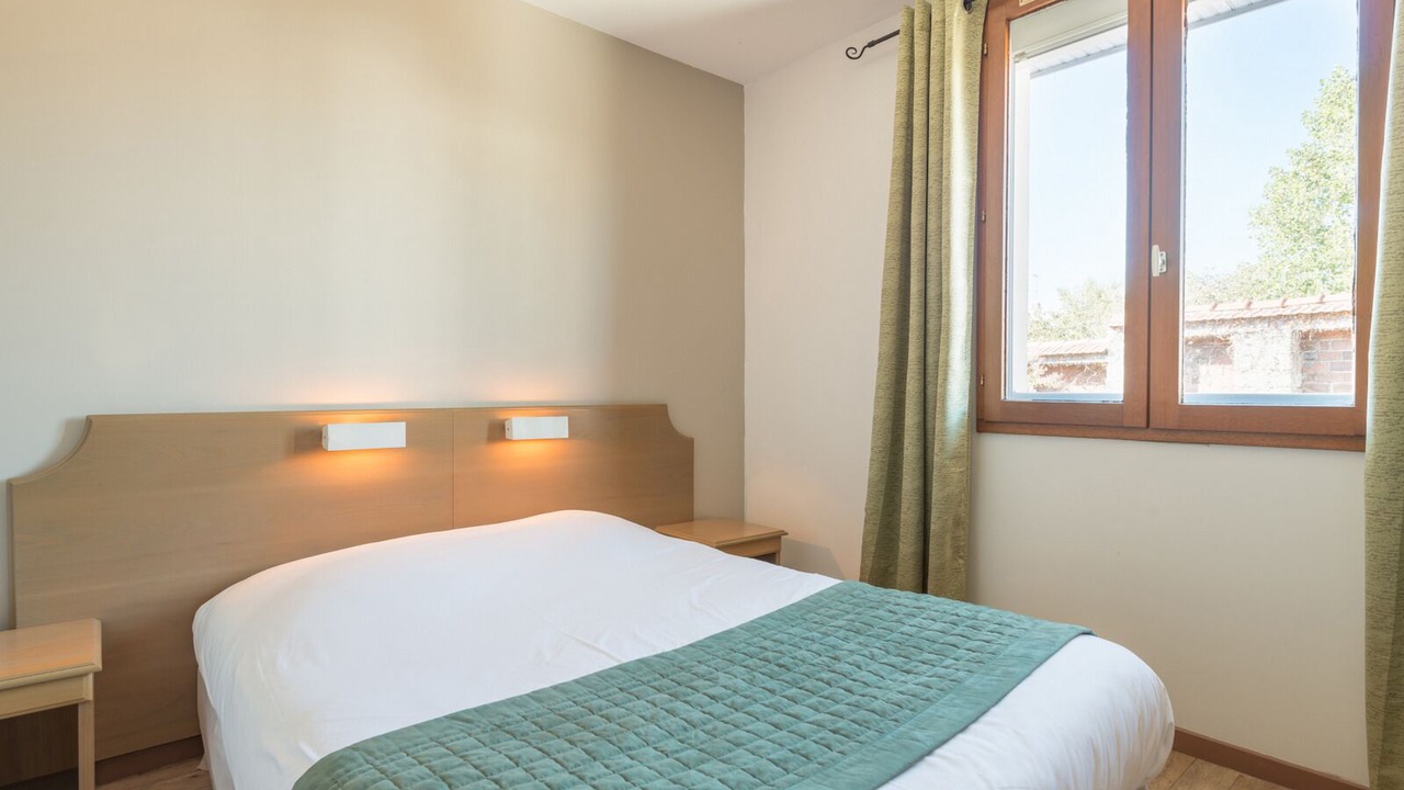 Photo of Bedroom in Vic-en-Bigorre