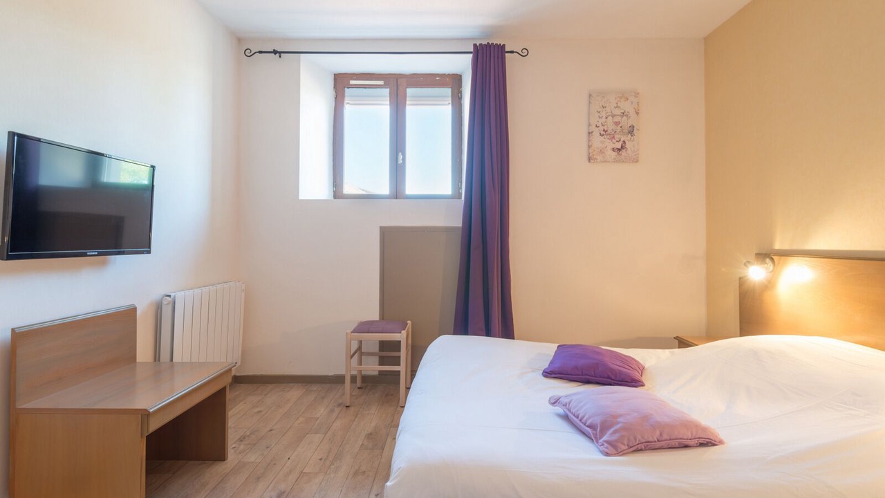 Photo of Bedroom in Vic-en-Bigorre