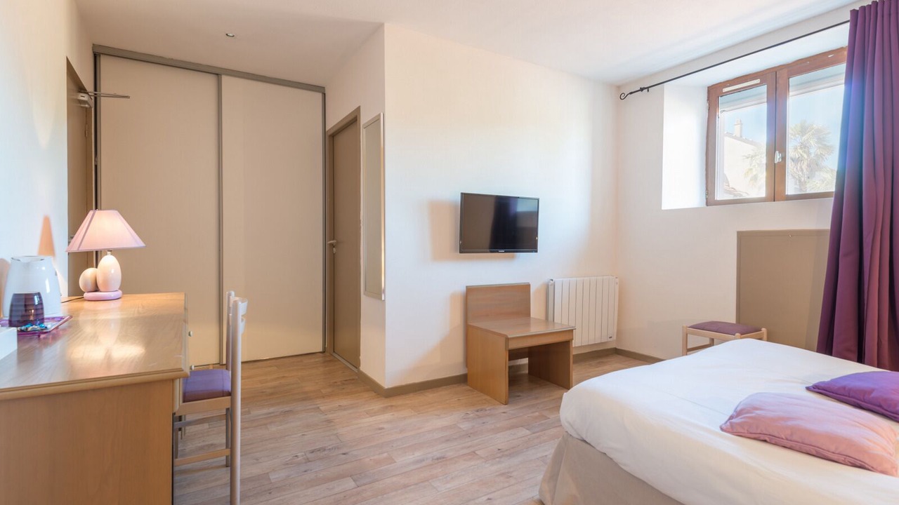 Photo of Bedroom in Vic-en-Bigorre