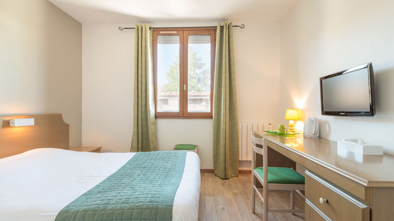 Photo of Bedroom in Vic-en-Bigorre