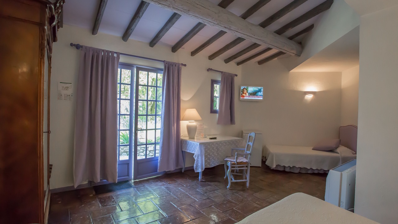 Photo of Bedroom in Cabrieres