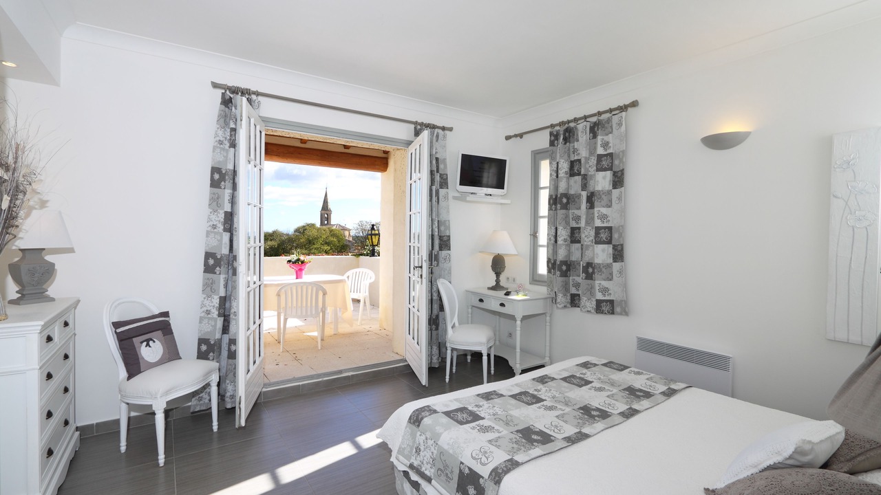 Photo of Bedroom in Cabrieres