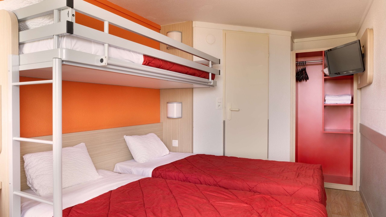 Photo of Bedroom in Saint-Martin-sur-le-Pre