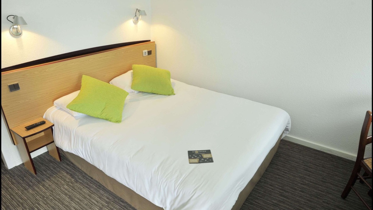 Photo of Bedroom in Saint-Martin-sur-le-Pre