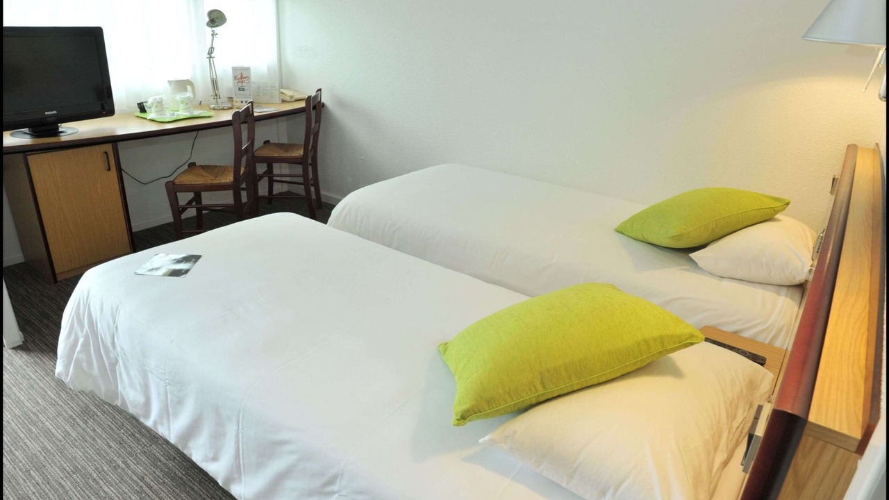 Photo of Bedroom in Saint-Martin-sur-le-Pre