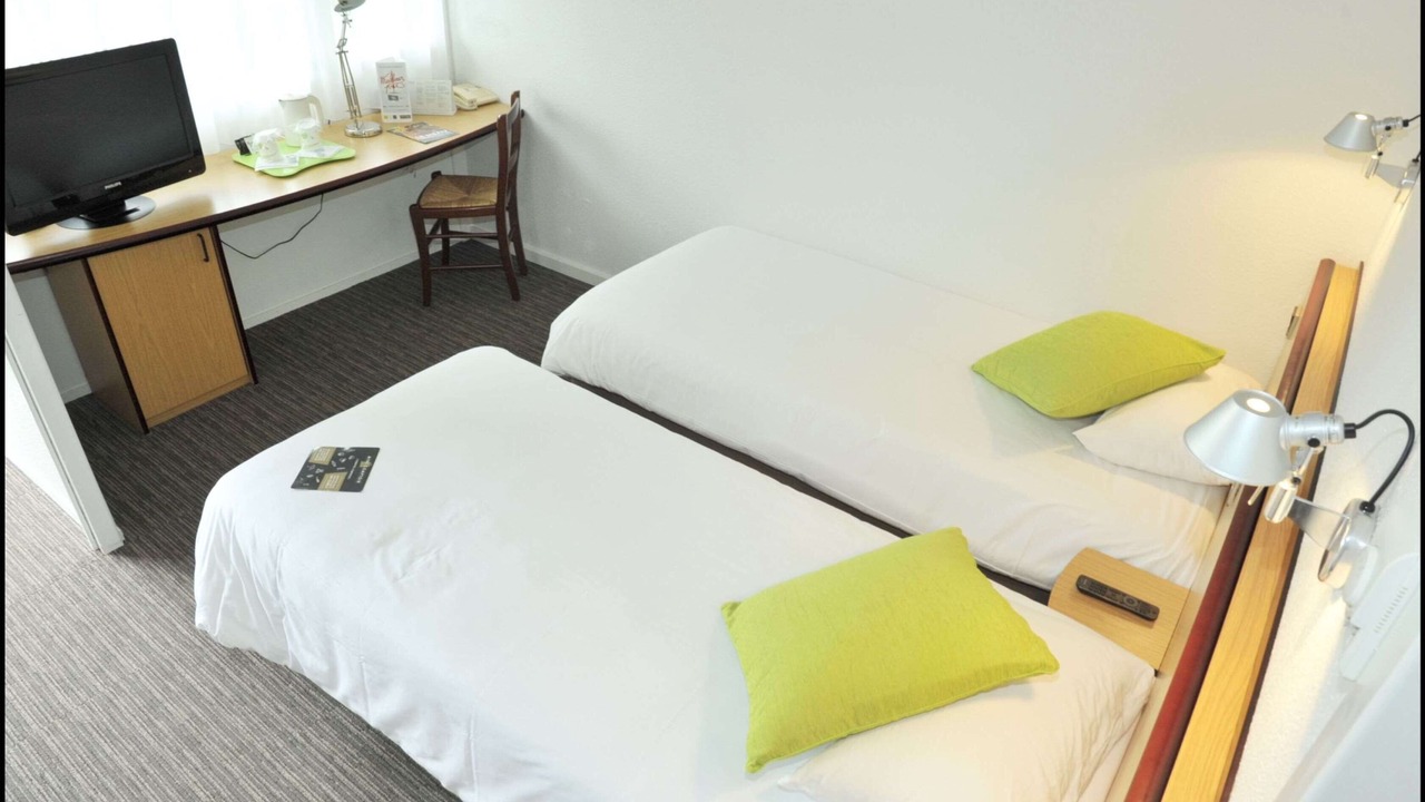 Photo of Bedroom in Saint-Martin-sur-le-Pre