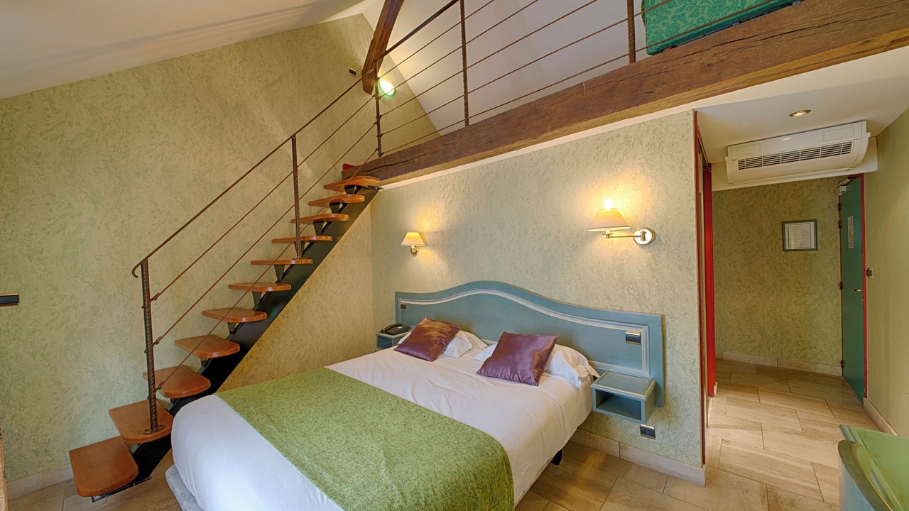 Photo of Bedroom in Piney