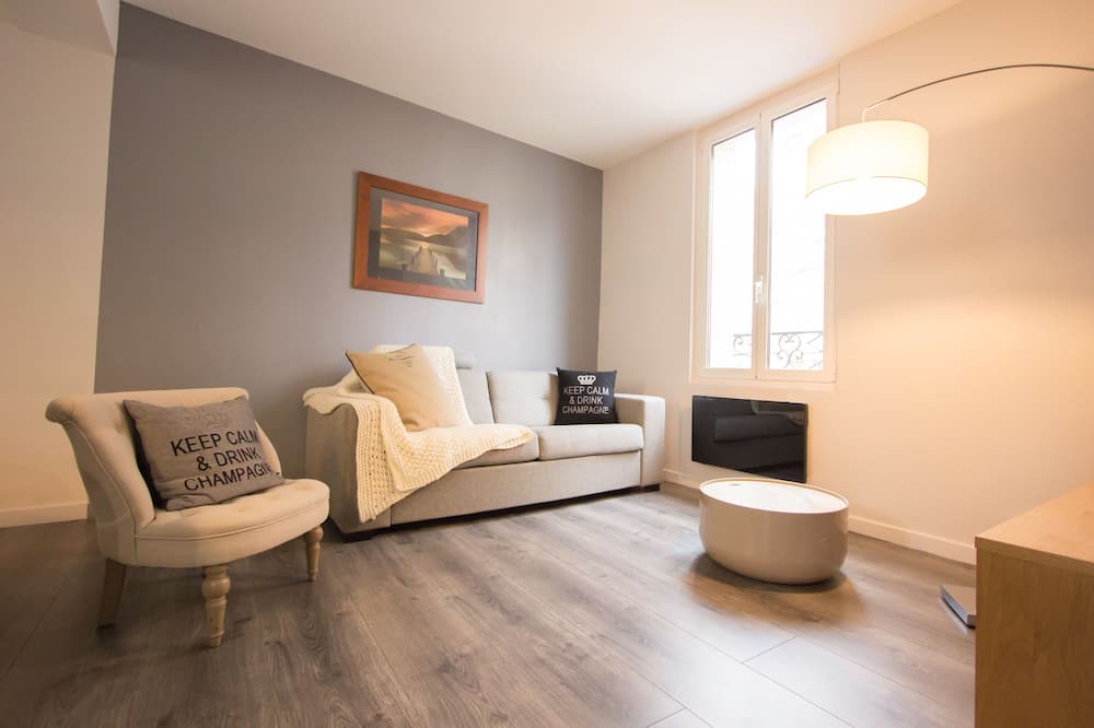 Photo of Livingroom in Reims City Centre