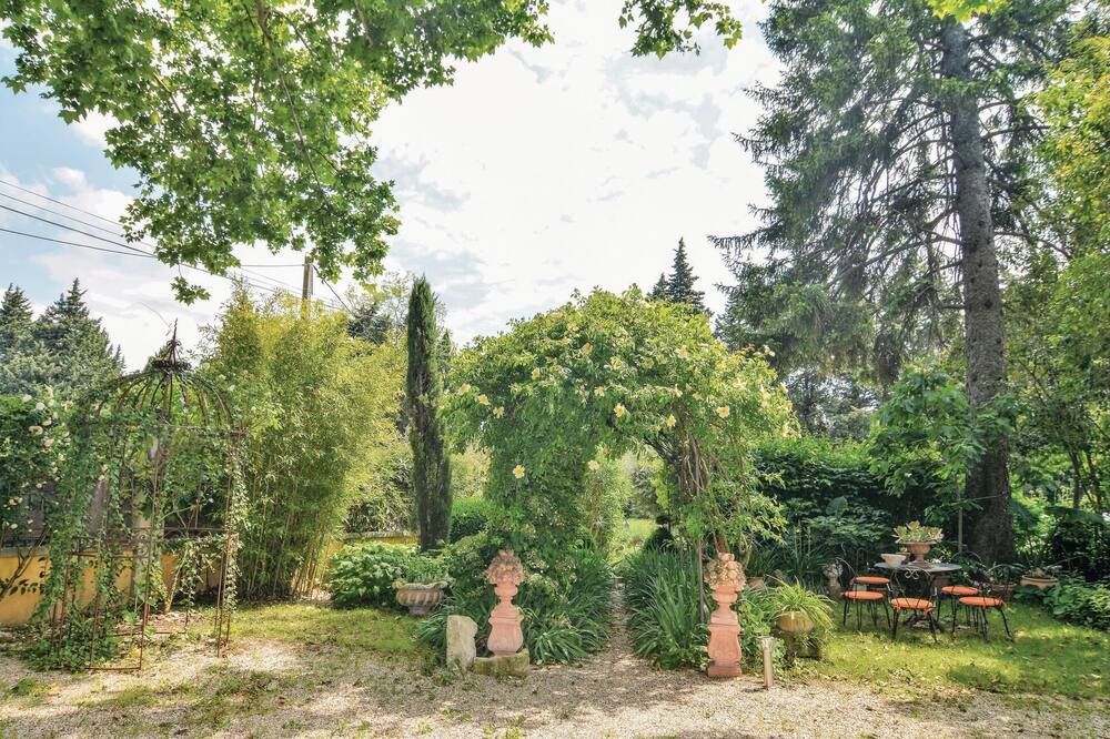 Photo of Others in Cabannes
