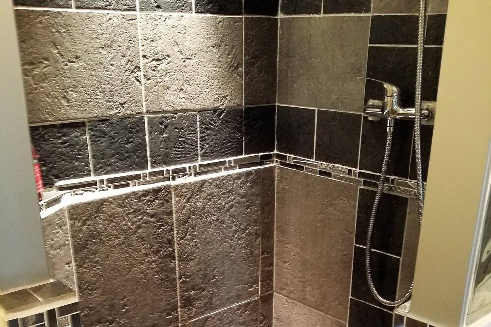 Photo of Bathroom in Carros