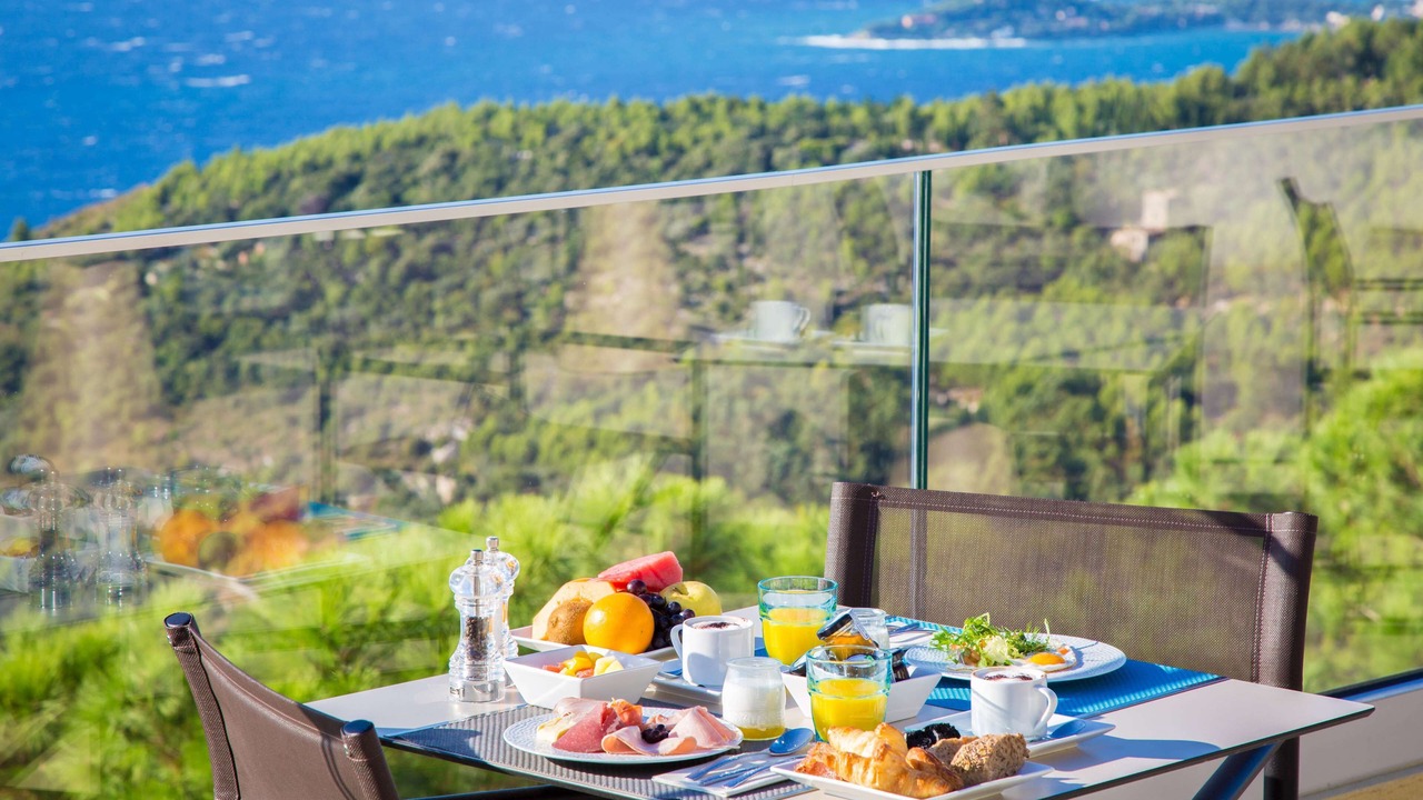 Photo of Others in Eze