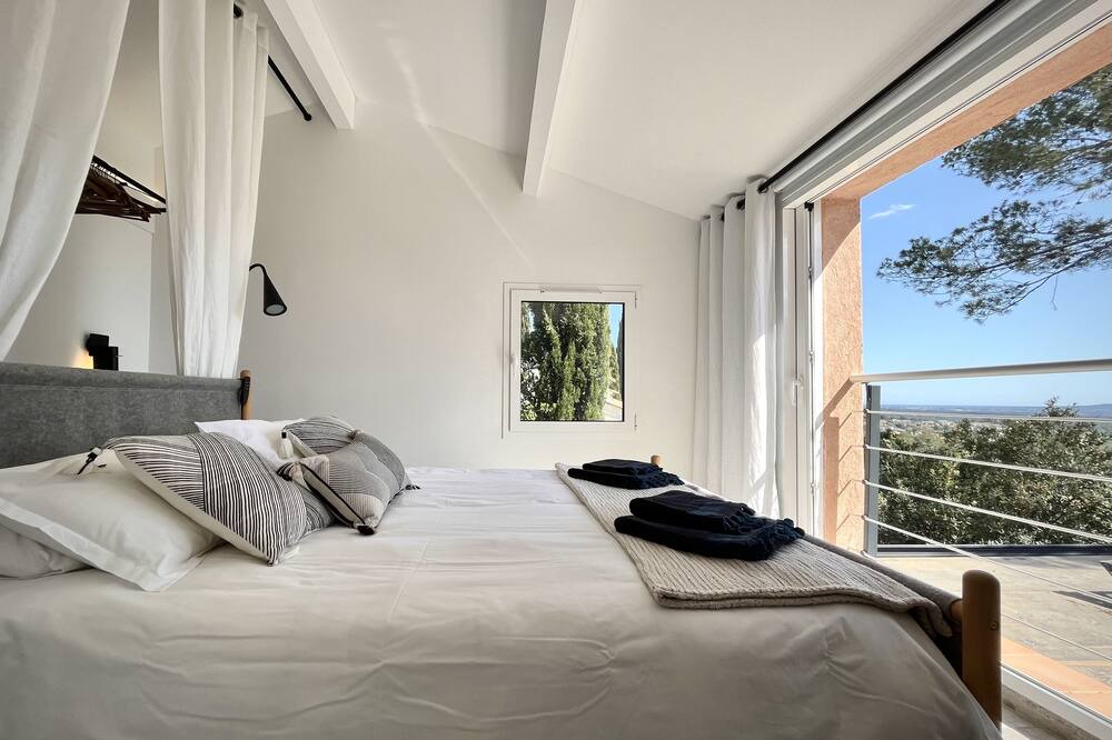 Photo of Bedroom in La Bouverie