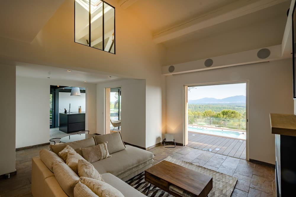 Photo of Livingroom in La Bouverie