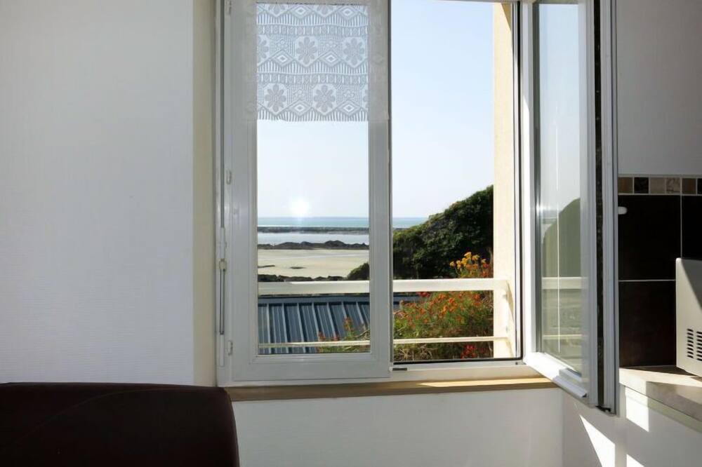 Photo of Bedroom in Planguenoual