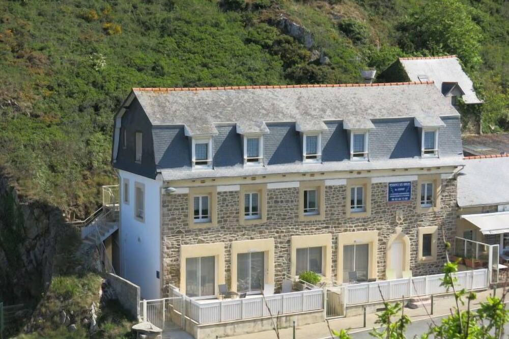 Photo of Outdoor in Planguenoual