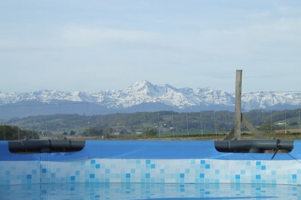 Photo of Outdoor in Lalanne-Trie