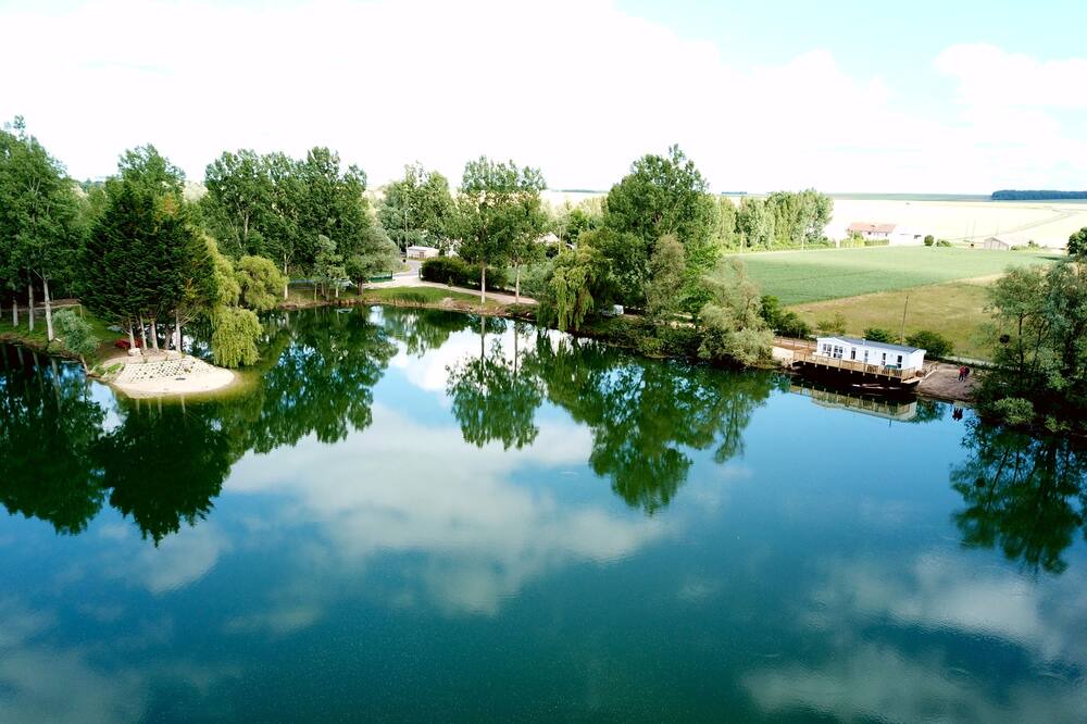 Photo of Outdoor in Gravon