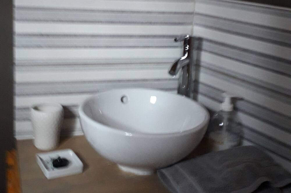 Photo of Bathroom in Bellefontaine