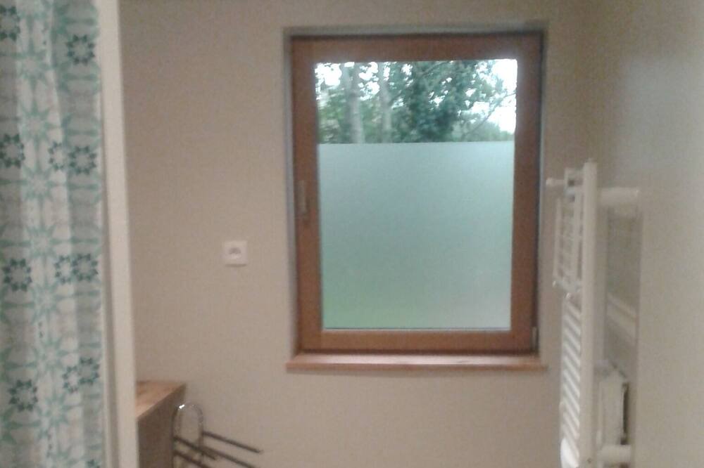 Photo of Bathroom in Plouer-sur-Rance