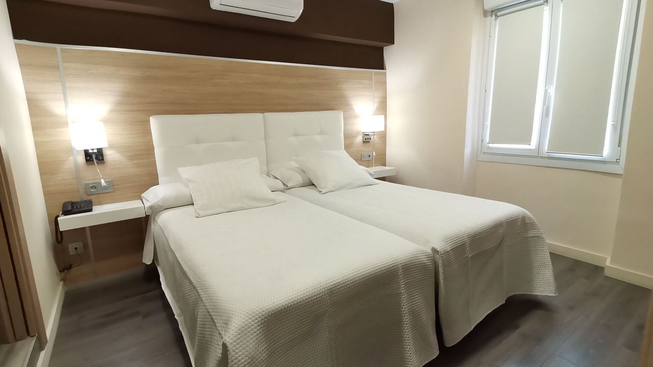 Photo of Bedroom in Belvianes-et-Cavirac