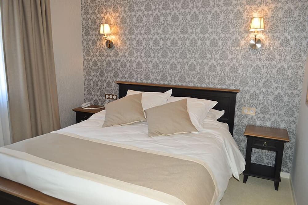 Photo of Bedroom in Soulaines-Dhuys