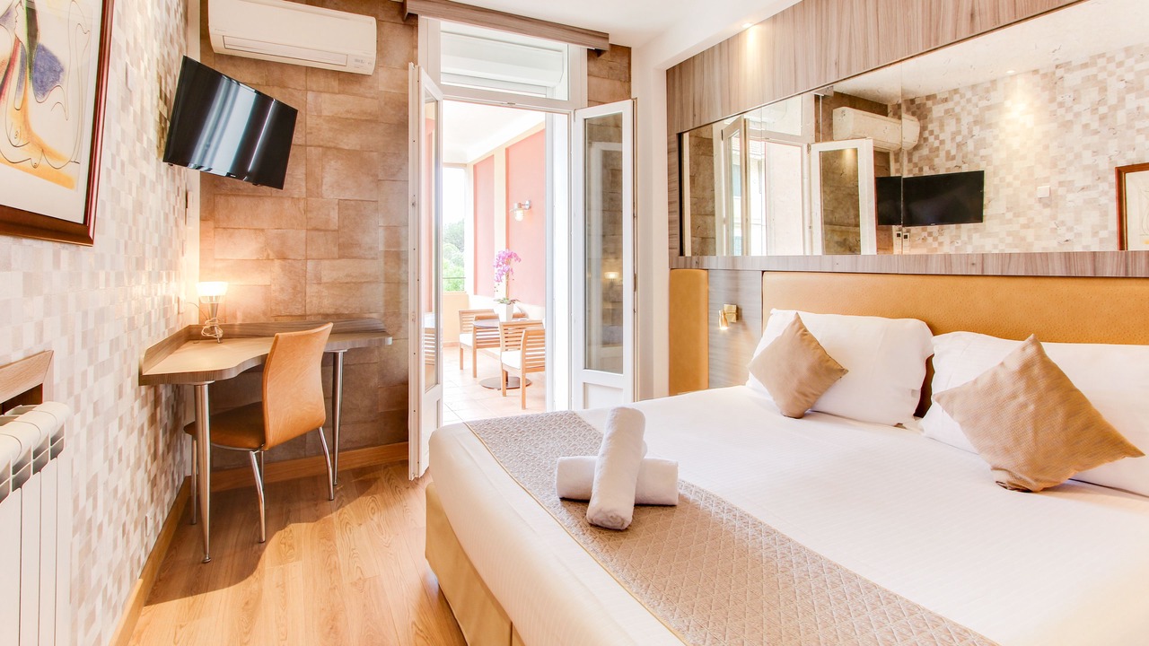 Photo of Bedroom in Bandol