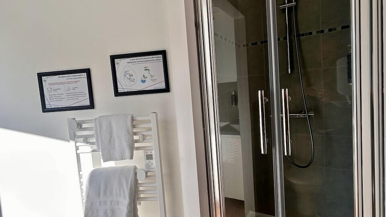 Photo of Bathroom in Lannion