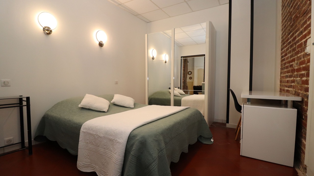 Photo of Bedroom in Saint-Florentin