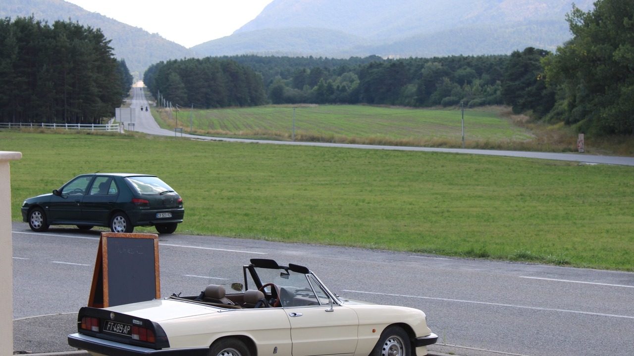 Photo of Outdoor in Seranon