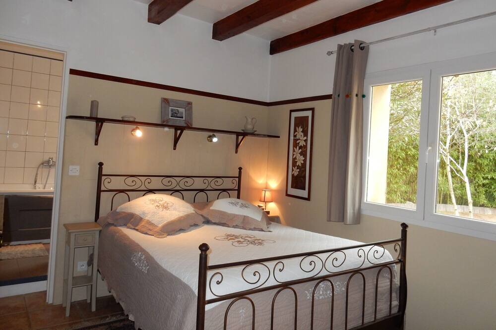 Photo of Bedroom in Le Val