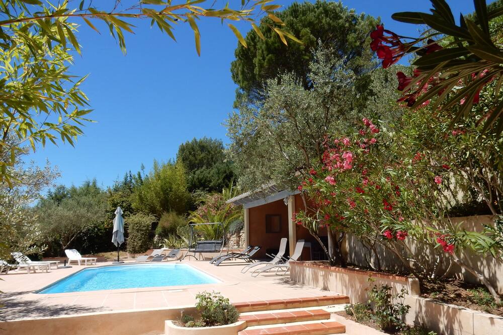 Photo of Outdoor in Le Val