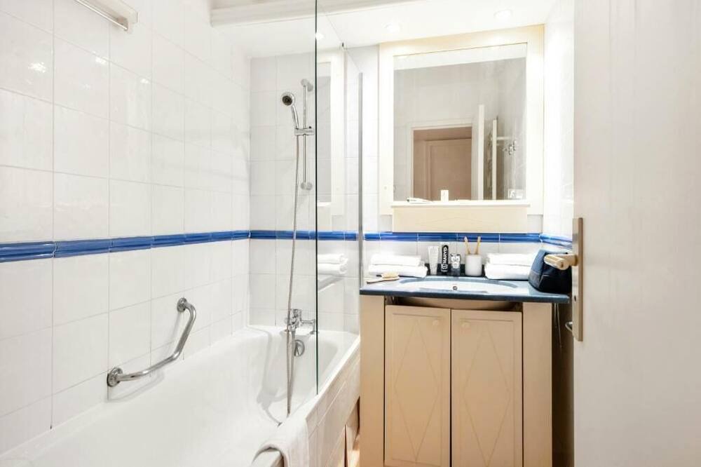 Photo of Bathroom in Menton