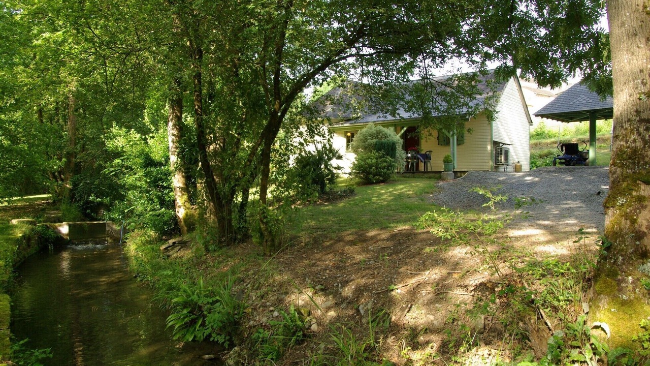 Photo of Outdoor in Eysus
