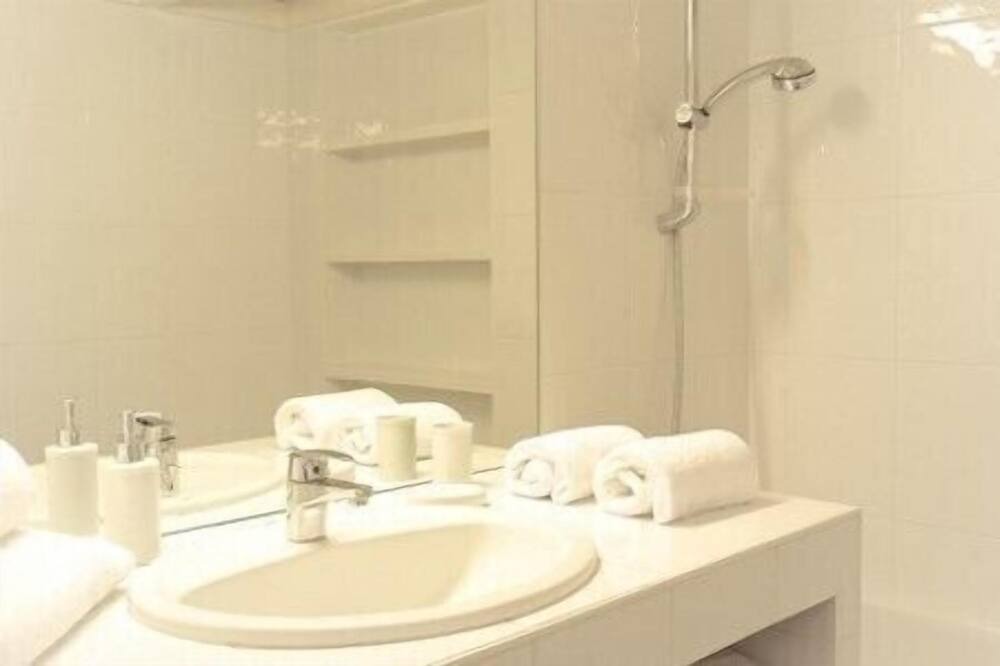 Photo of Bathroom in Grand Parc-Paul Doumer