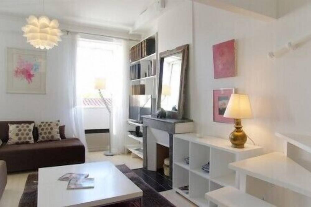 Photo of Livingroom in Grand Parc-Paul Doumer