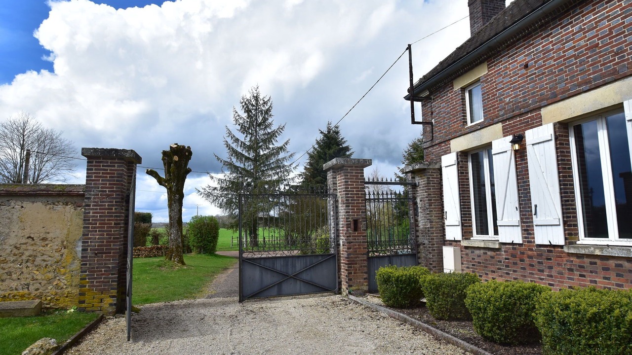 Photo of Outdoor in Sormery